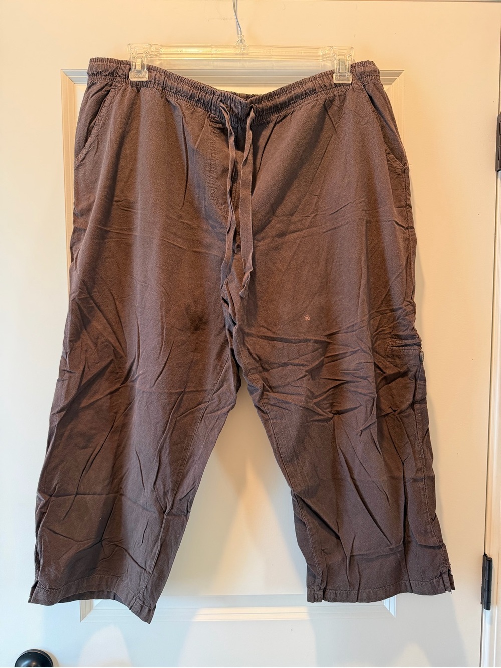 Laura Scott Brown Capri Drawstring Pants